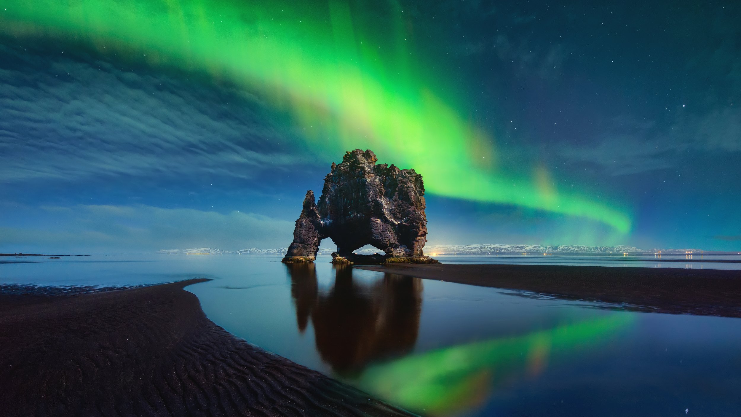 Aurora Rocks by Utah Print Vault